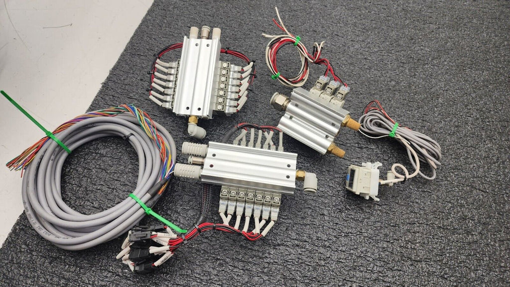 3x SMC Pneumatic Valve Block Solenoid Manifold 24VDC 17 Valves Total Lot H