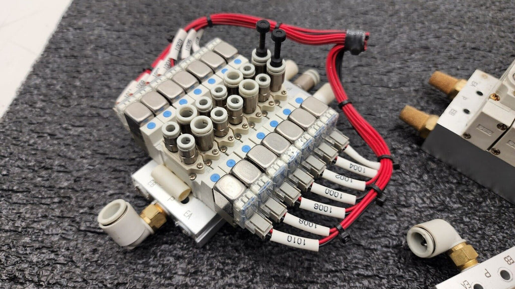 3x SMC Pneumatic Valve Block Solenoid Manifold 24VDC 17 Valves Total Lot H