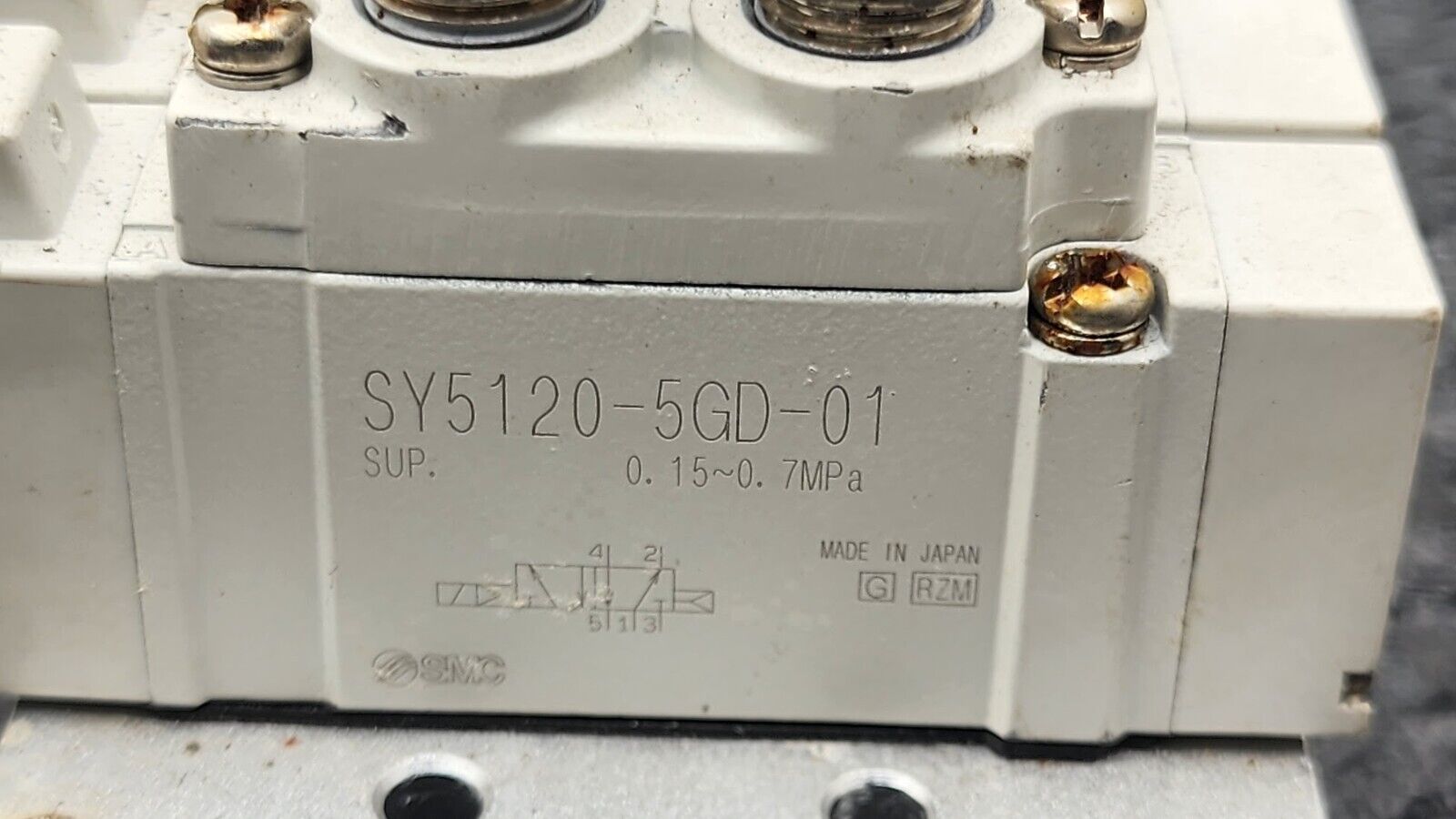 3x SMC Pneumatic Valve Block Solenoid Manifold 24VDC 17 Valves Total Lot H