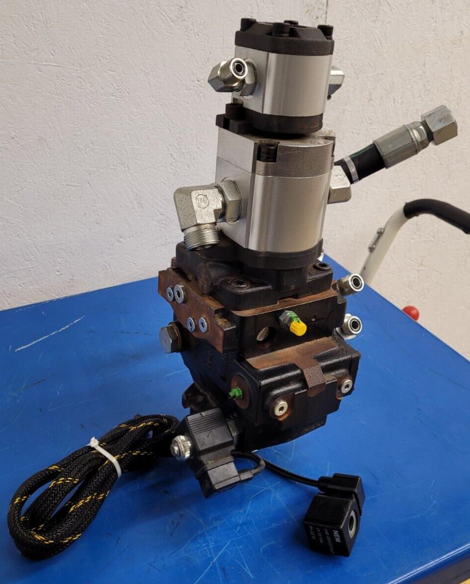 Poclain Hydraulics B47581S 3x Hydraulic Pump Stack CCW Rotation D2