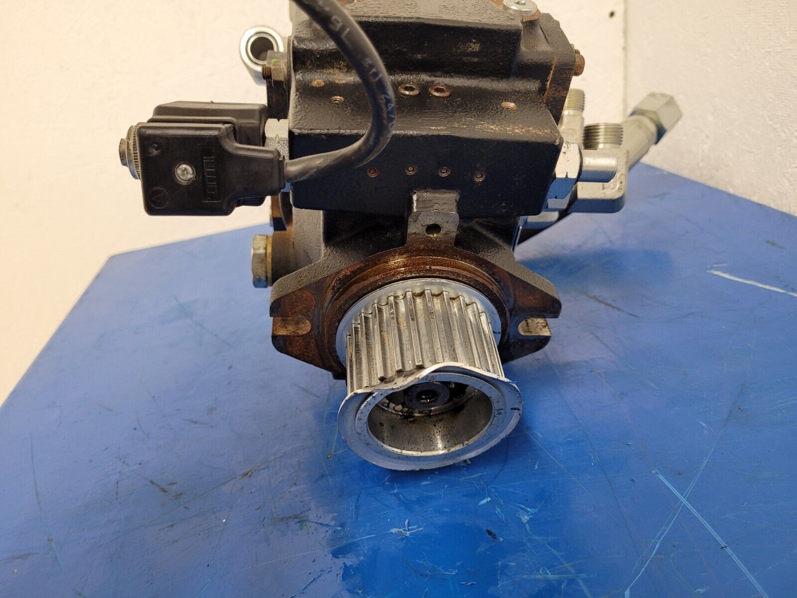 Poclain Hydraulics B47581S 3x Hydraulic Pump Stack CCW Rotation D2