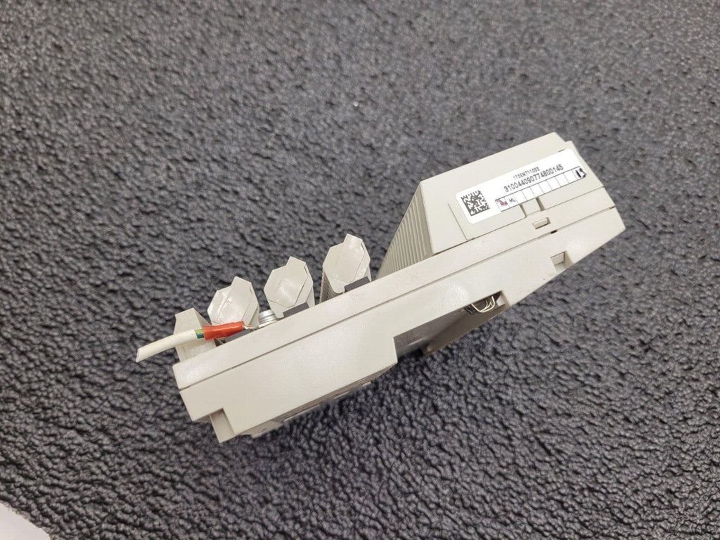 TSX Momentum Schneider 170ENT11002 Ethernet Communication Adapter