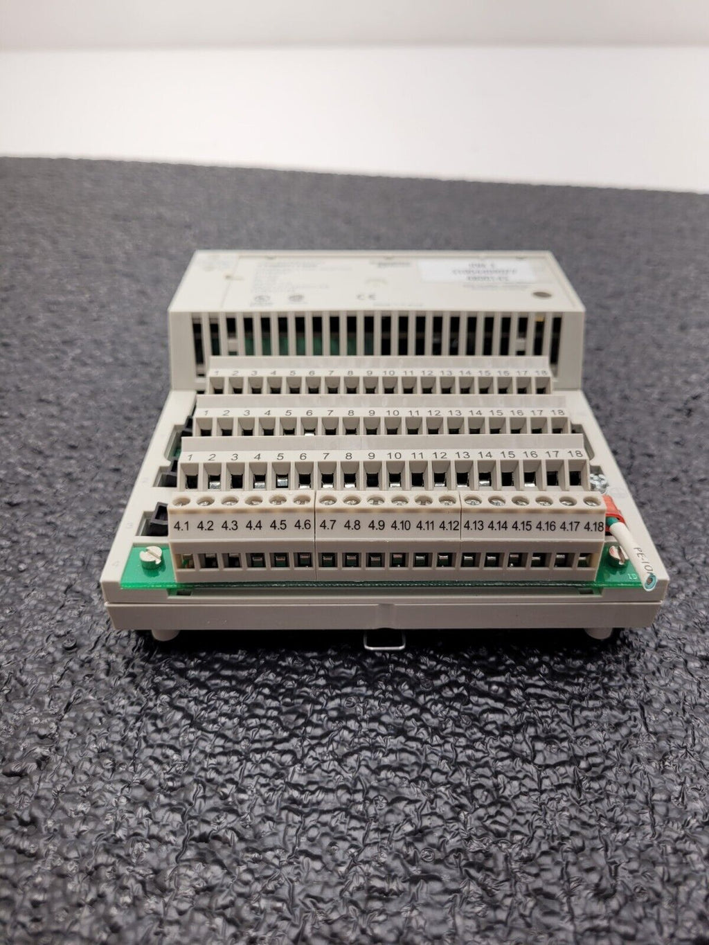 TSX Momentum Schneider 170ENT11002 Ethernet Communication Adapter