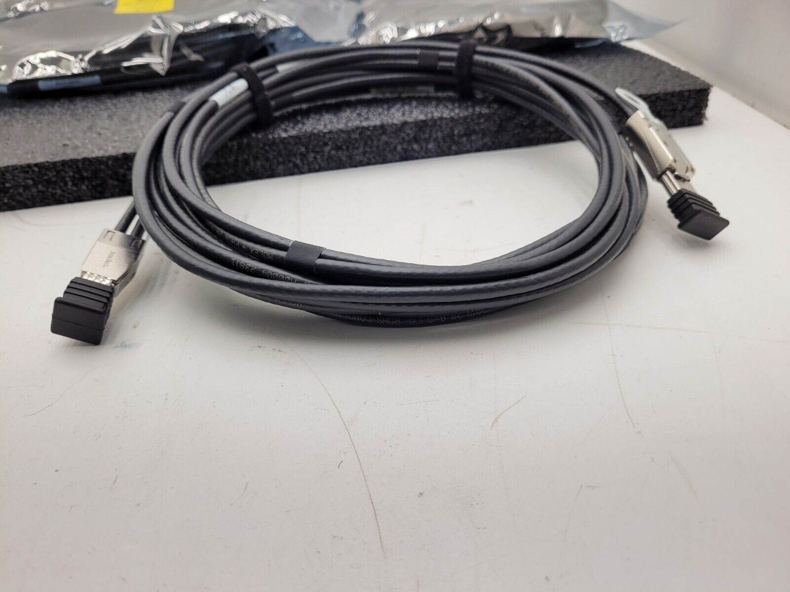 NEW Lot Of 4 EMC 038-003-813 Mini-SAS HD 4X - Mini-SAS 4X External 5M Cable