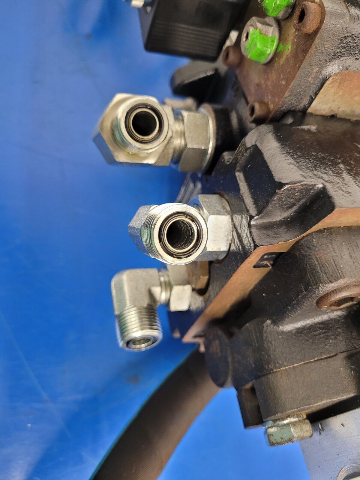 Poclain Hydraulics B47581S 3x Hydraulic Pump Stack CCW Rotation D3