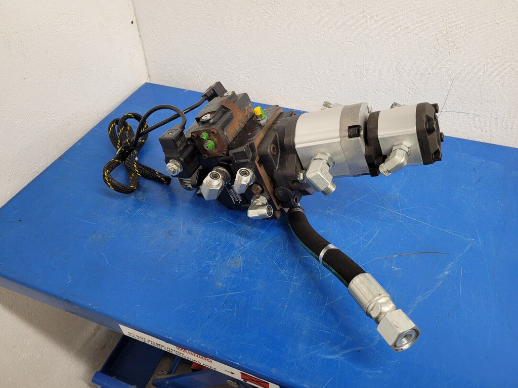 Poclain Hydraulics B47581S 3x Hydraulic Pump Stack CCW Rotation D3
