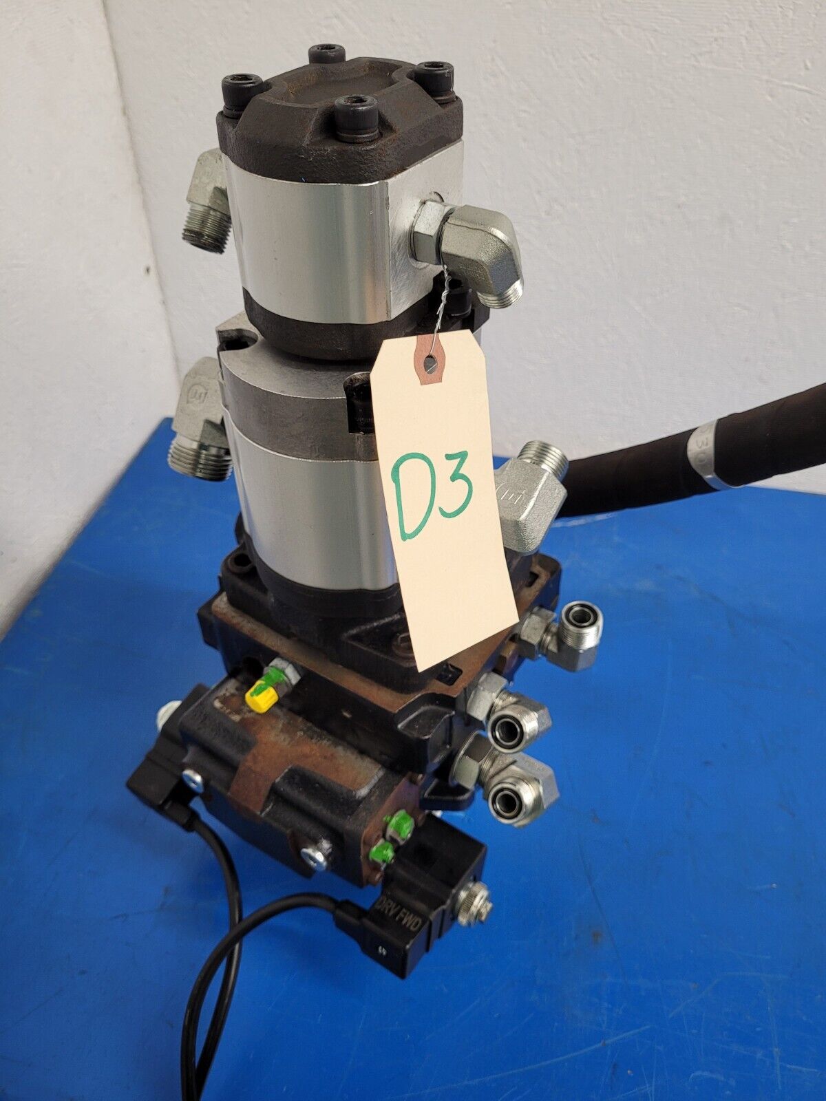 Poclain Hydraulics B47581S 3x Hydraulic Pump Stack CCW Rotation D3