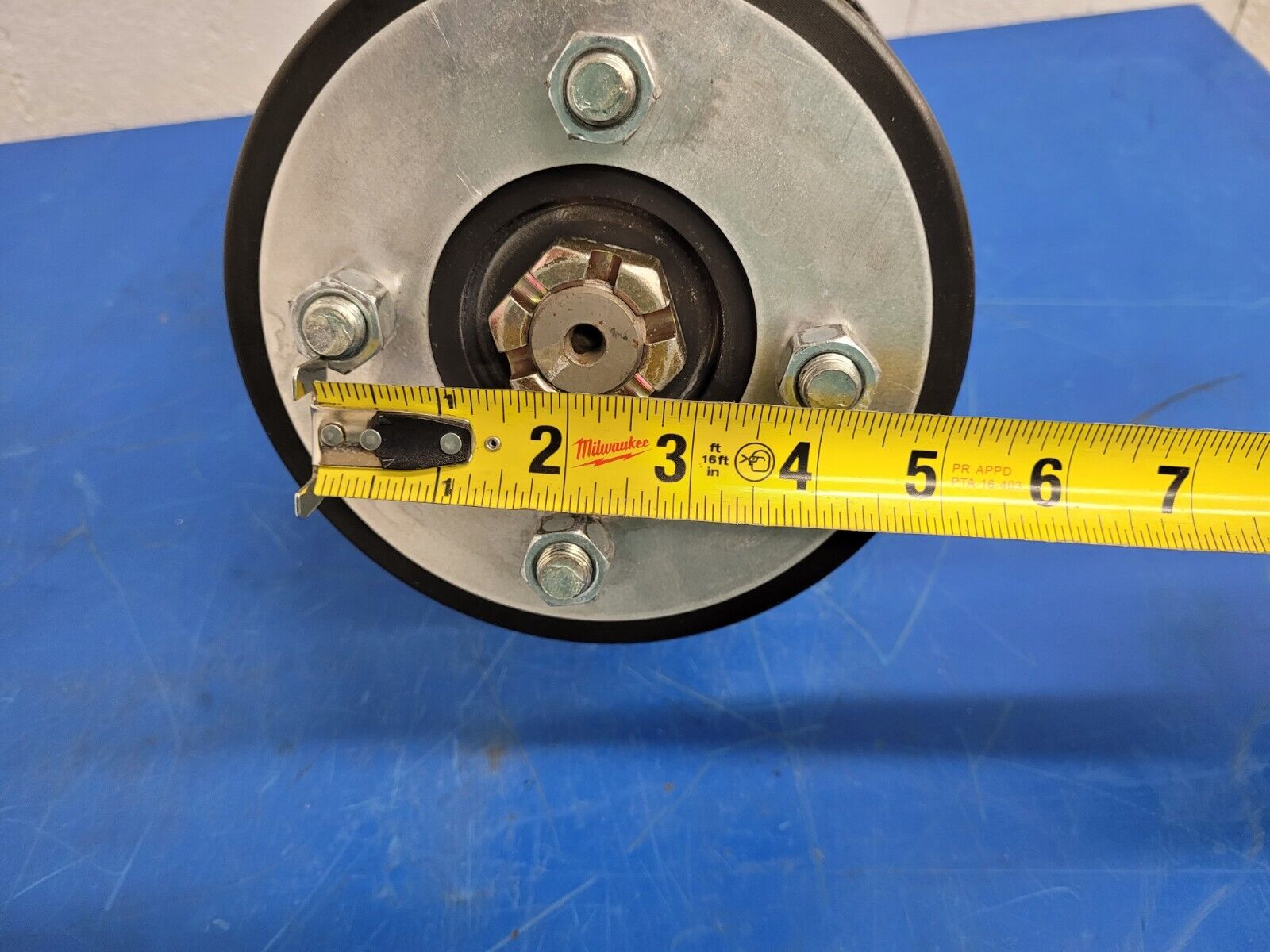 White Drive Products HB Hydraulic Wheel Drive Motor With Holding Brake Unit D