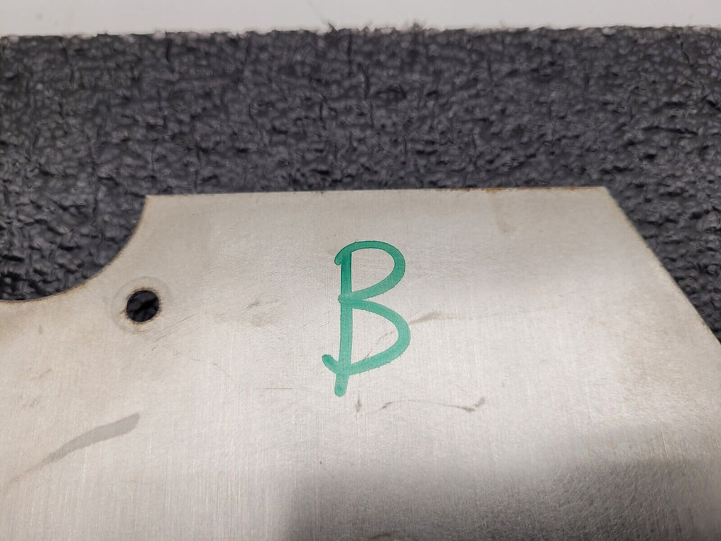 Eaton 31S-002-0 12VDC Power Distribution Module Fuse Relay Holder System B