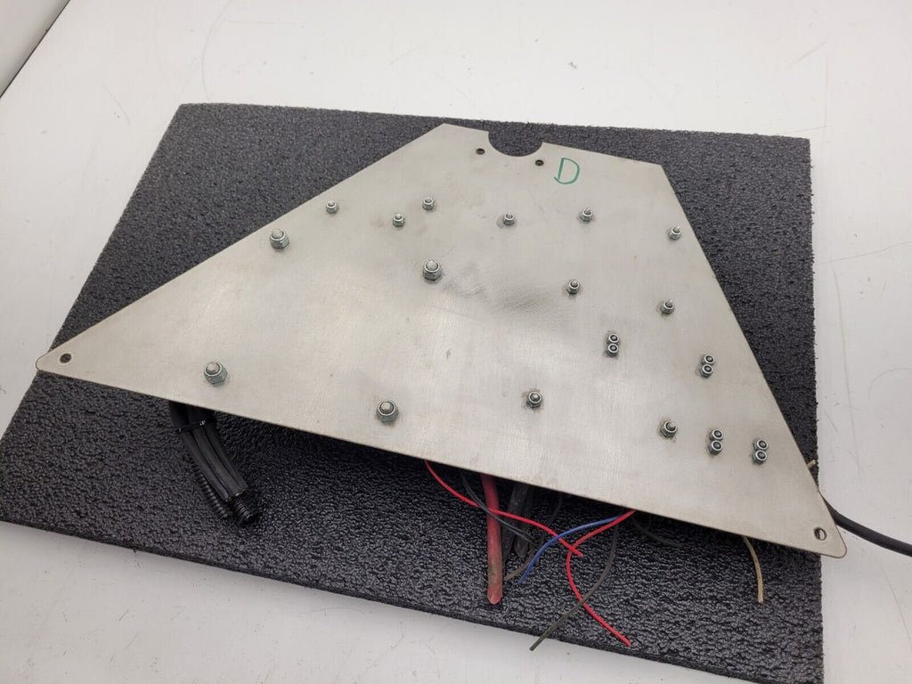 Eaton 31S-002-0 12VDC Power Distribution Module Fuse Relay Holder System D