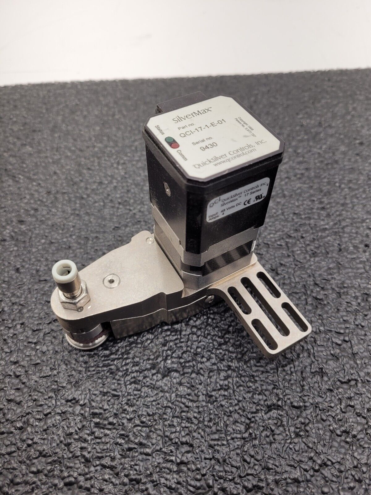 Quicksilver SIlverMax QCI-17-1-E-01 Stepper Motor 48VDC 4A Nema 17 15-PIN
