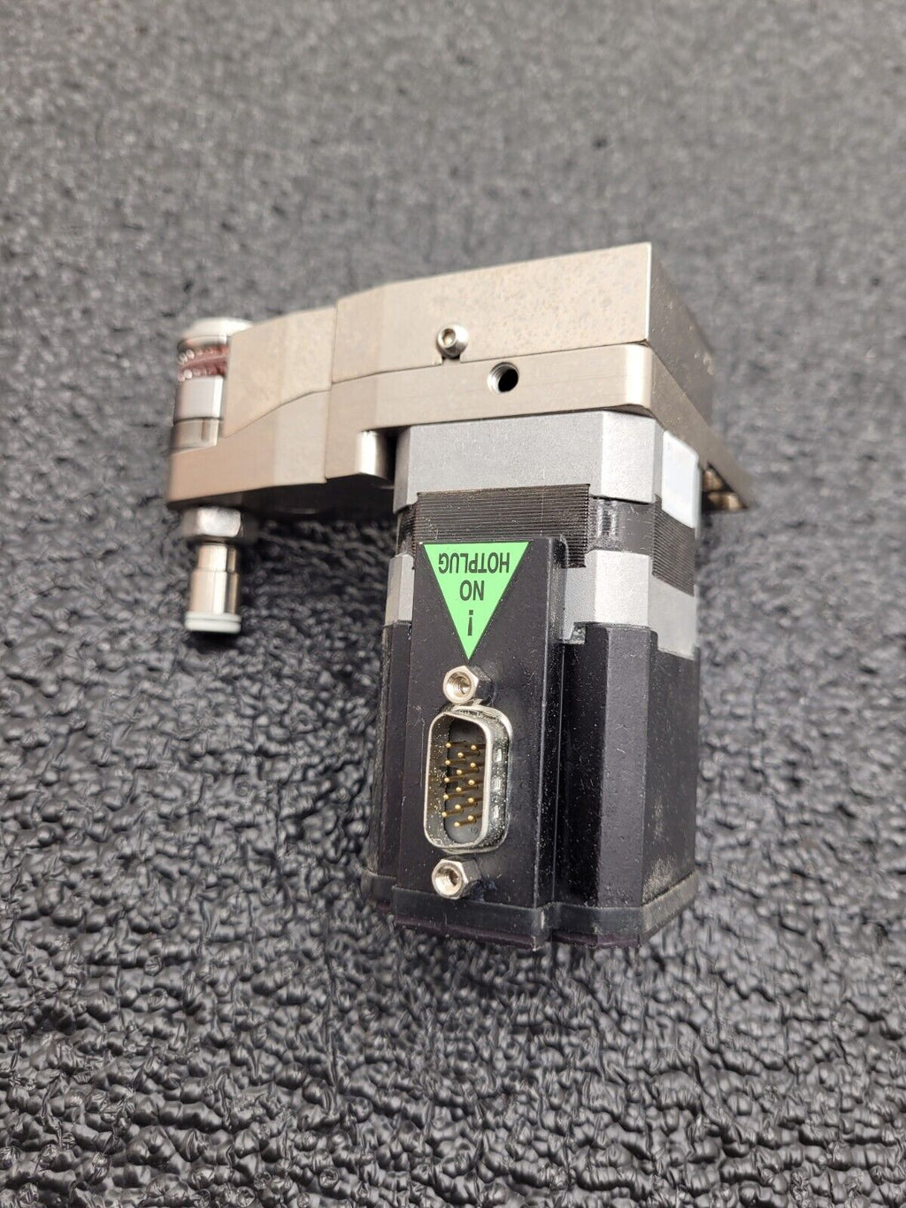 Quicksilver SIlverMax QCI-17-1-E-01 Stepper Motor 48VDC 4A Nema 17 15-PIN