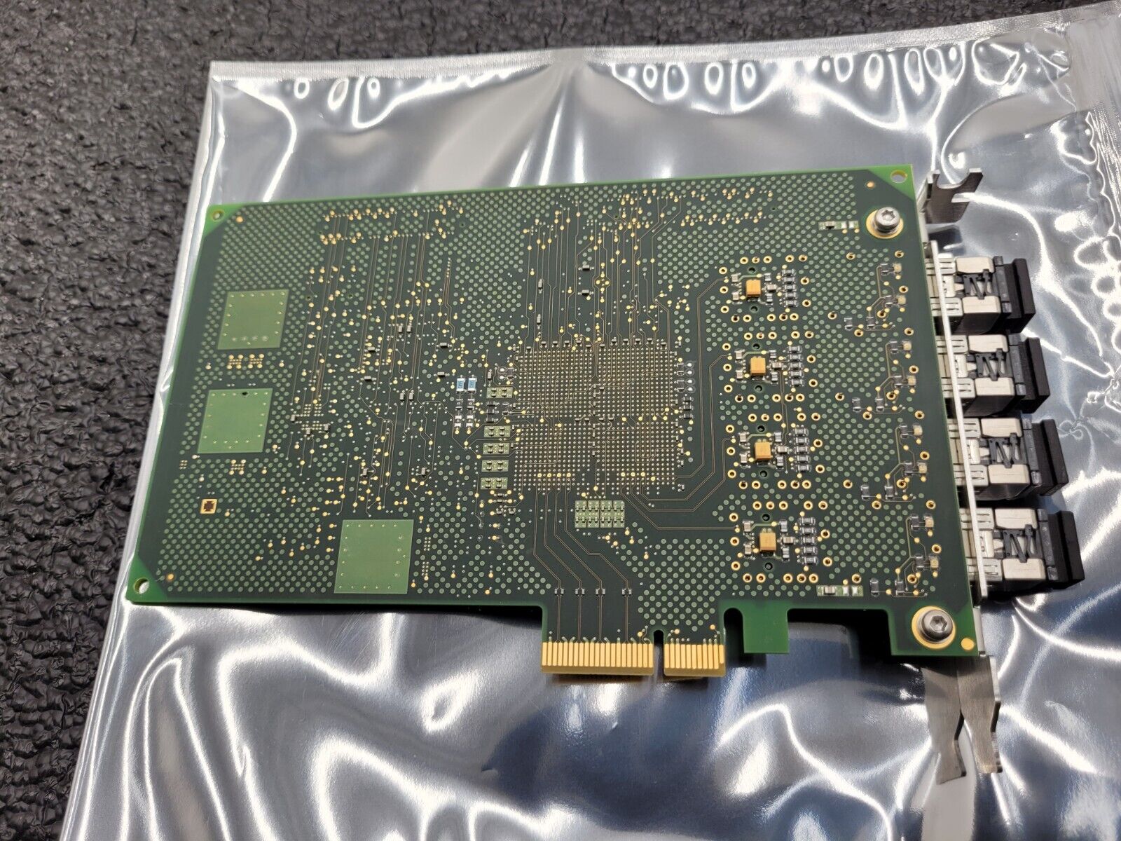 Advantest E8001-66443 FC Fibre Channel 4 Port ATE Card