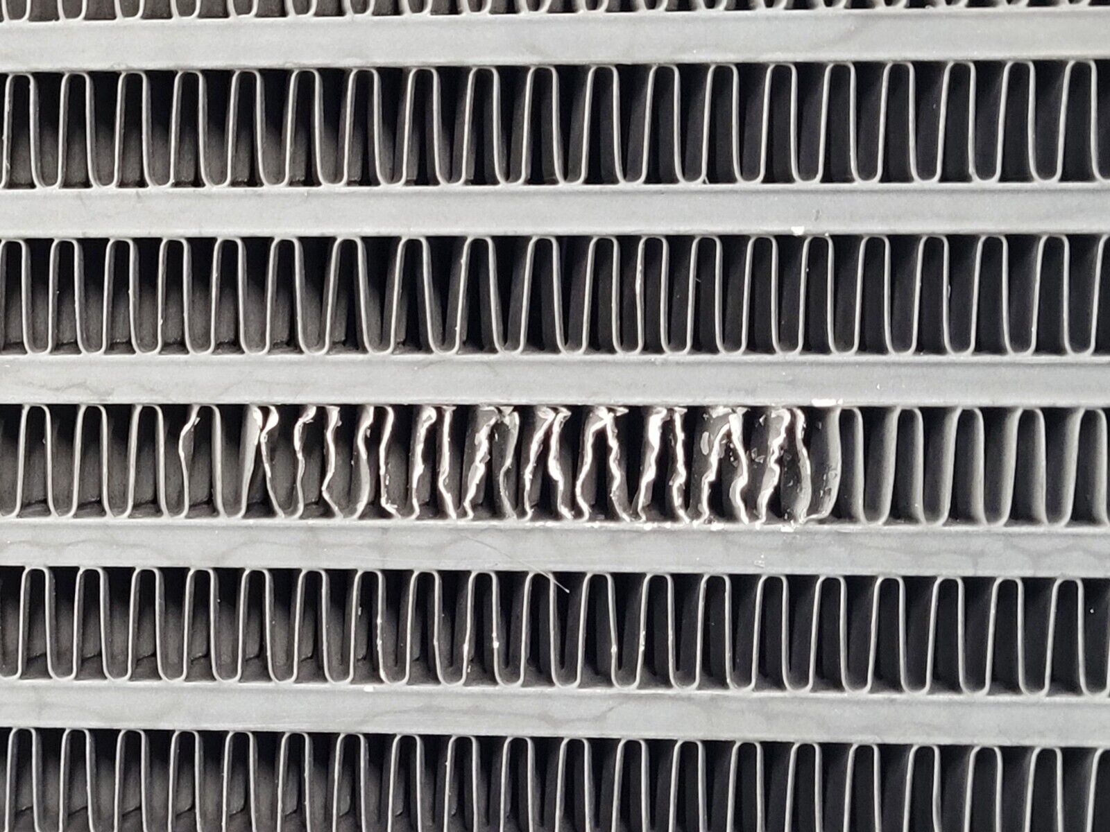 American Cooling Systems Hydraulic Oil Cooler Radiator 24714AM + 12VDC Fan E