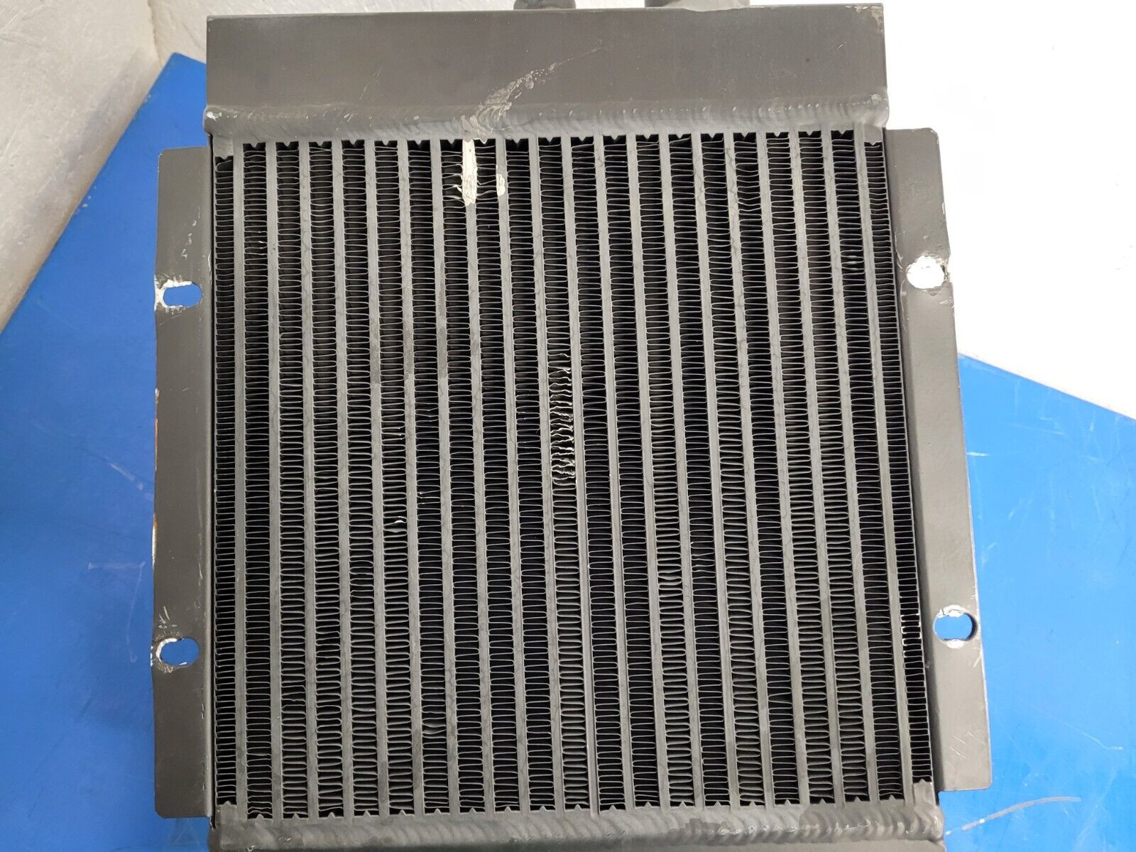 American Cooling Systems Hydraulic Oil Cooler Radiator 24714AM + 12VDC Fan E