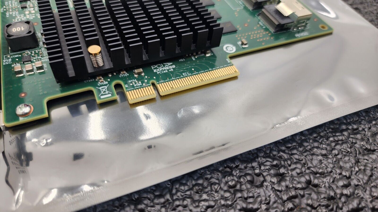 Genuine LSI 9201-16i 6Gbps 16-lane SAS HBA P20 IT Mode ZFS FreeNAS unRAID