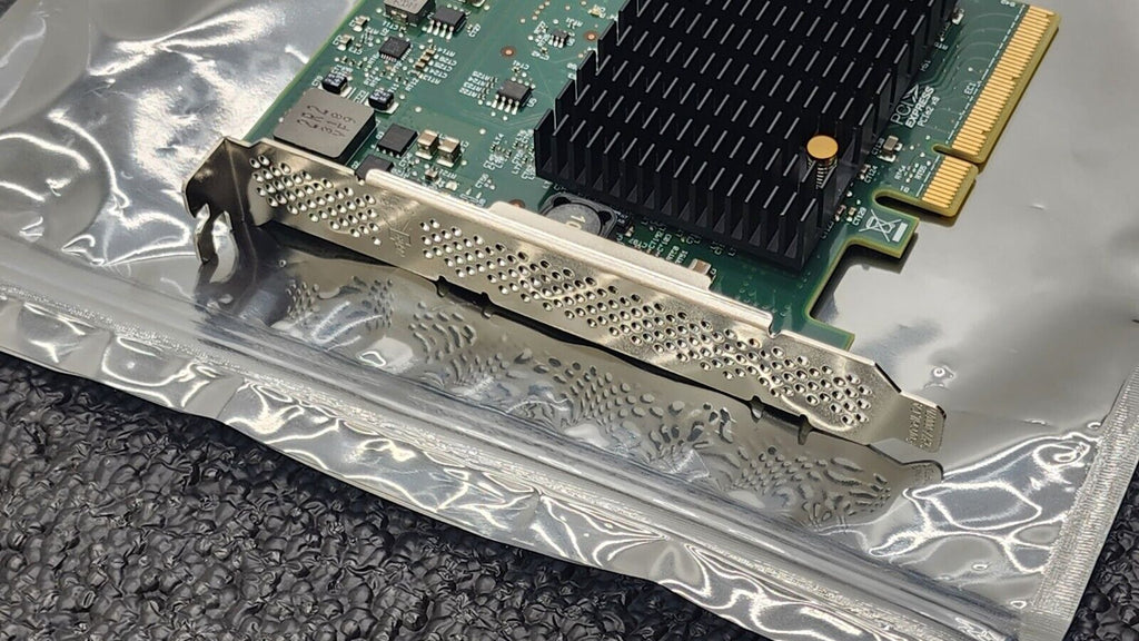 Genuine LSI 9201-16i 6Gbps 16-lane SAS HBA P20 IT Mode ZFS FreeNAS unRAID