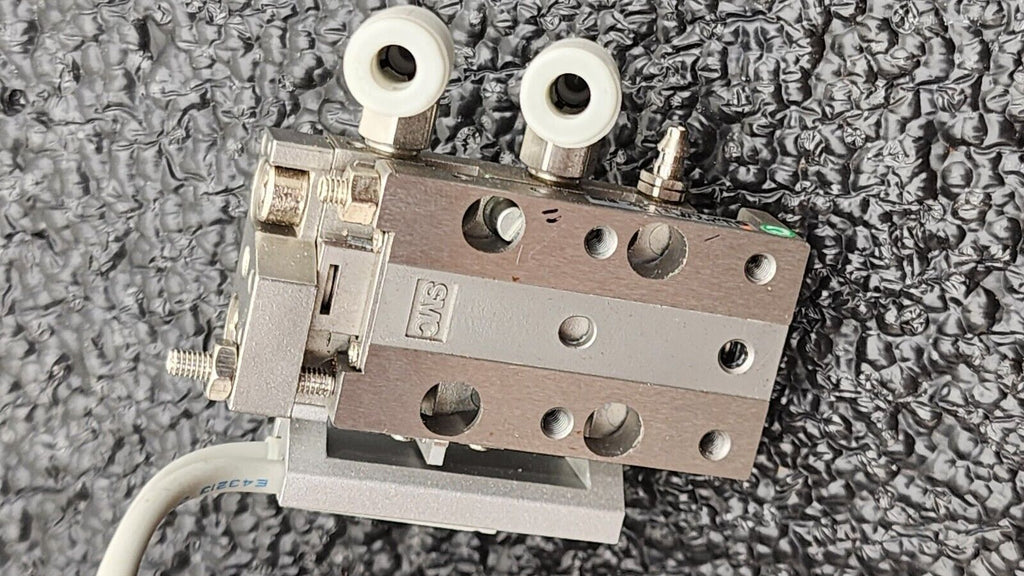 SMC 11-MXJ8L-10C Slide Table Clean Room MXS/MXJ Guided Cylinder w/ D-M9N Sensors
