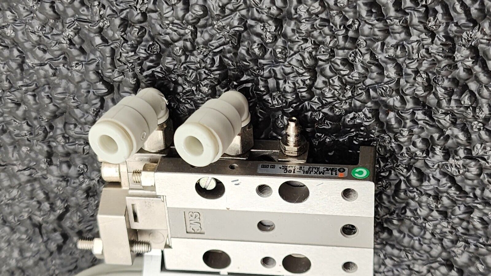 SMC 11-MXJ8L-10C Slide Table Clean Room MXS/MXJ Guided Cylinder w/ D-M9N Sensors