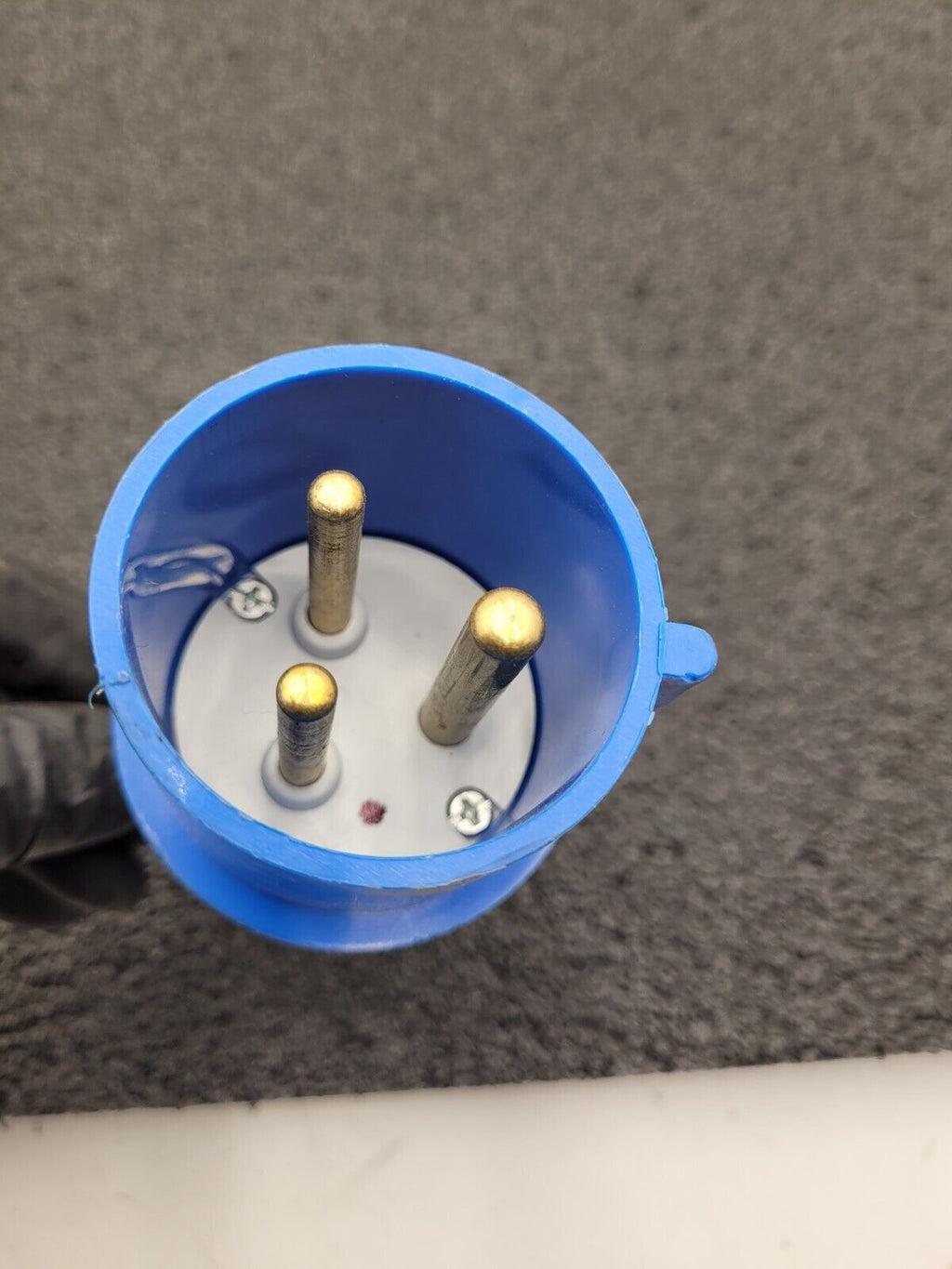 Hubbell C332P6S 32-6h 200-250VAC 2PH DRM Pin And Sleeve Plug 3 Pole