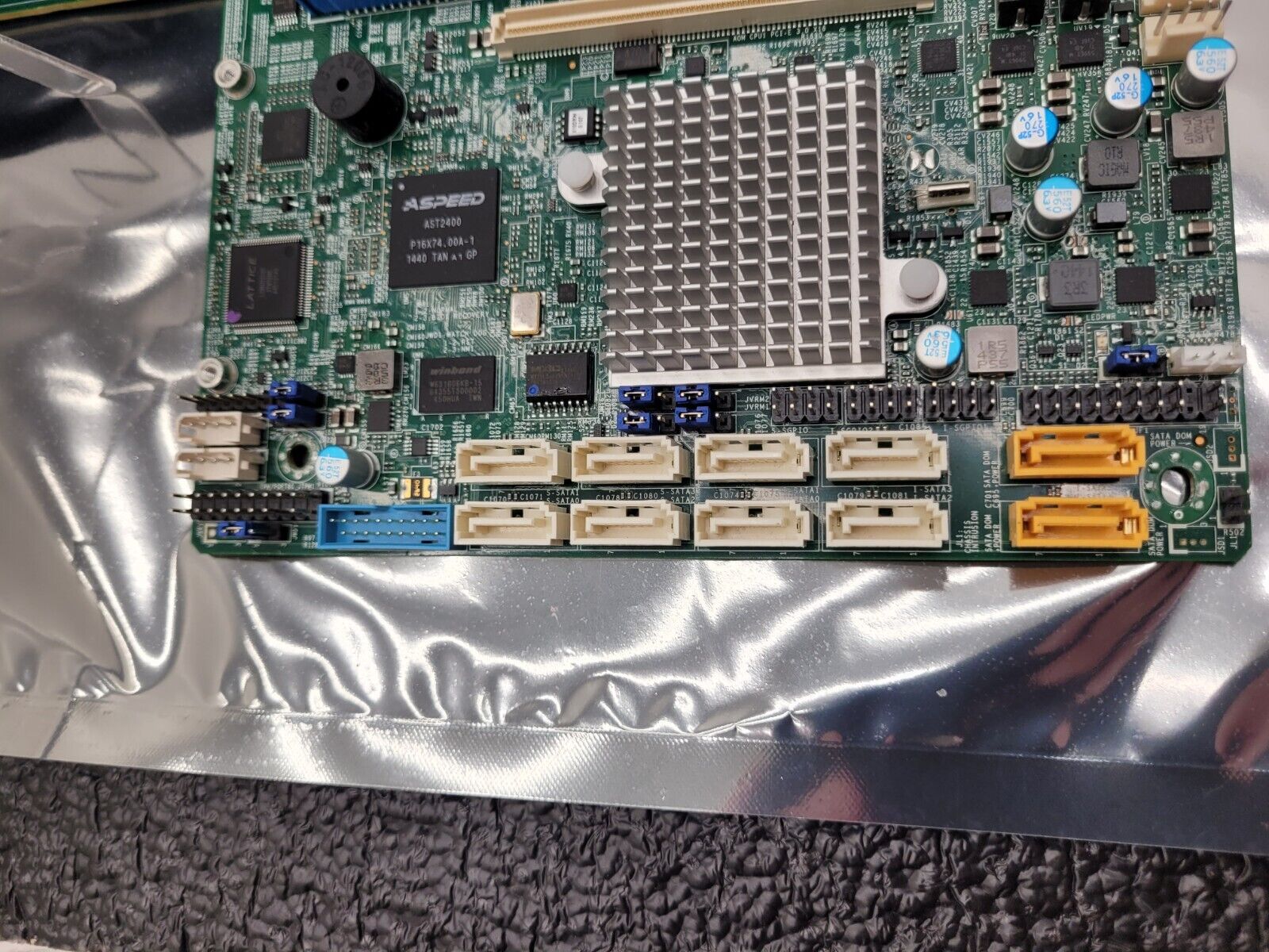 X10DRW-i Supermicro  Dual LGA2011 DDR4 Server Motherboard 2x E5-2630V3 64GB Ram