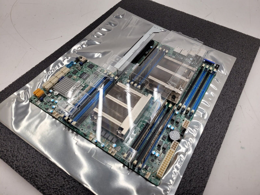 X10DRW-i Supermicro  Dual LGA2011 DDR4 Server Motherboard 2x E5-2630V3 64GB Ram