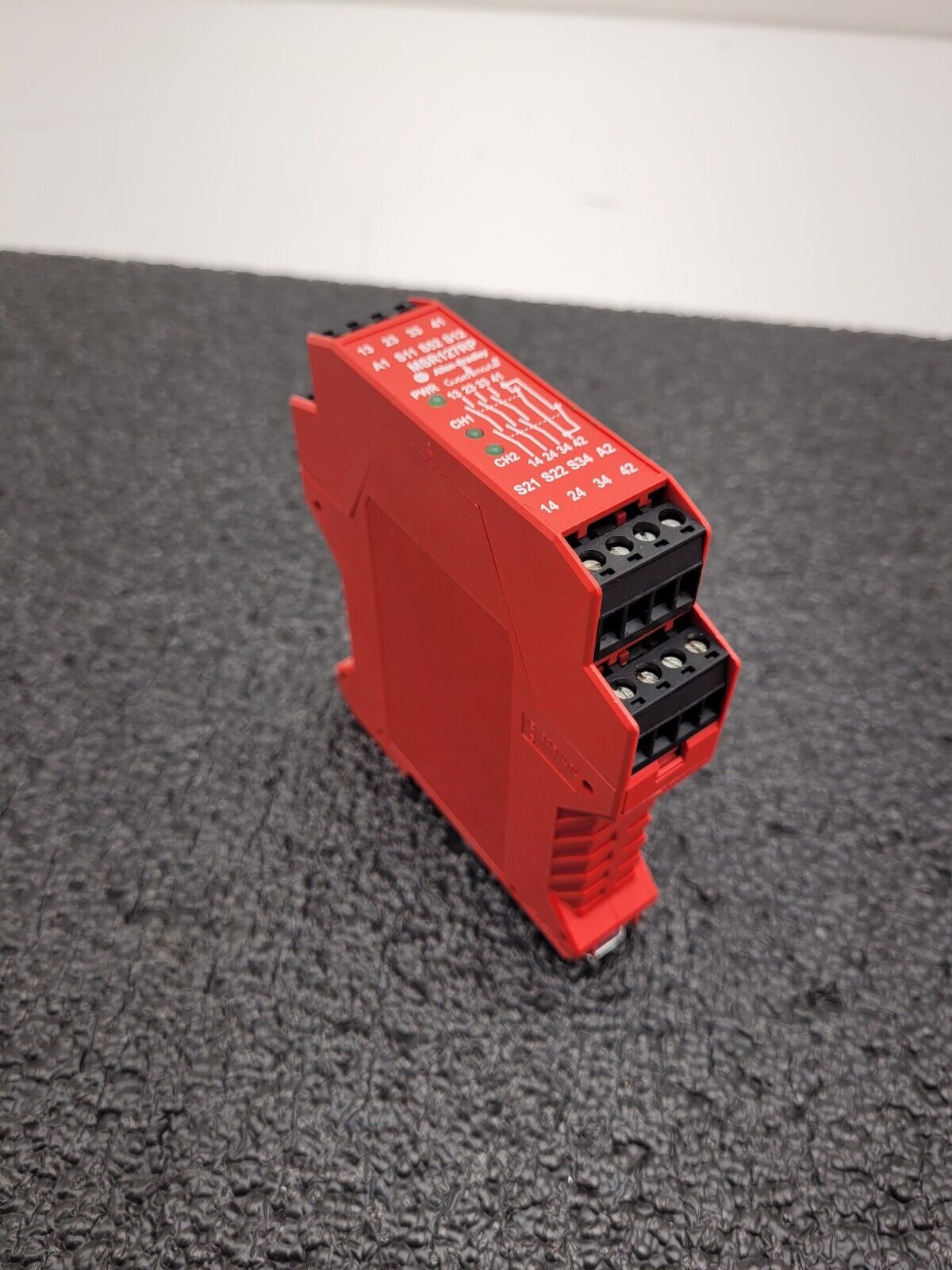 Allen-Bradley MSR127RP Guardmaster 440R-N23135 Safety Relay SER C