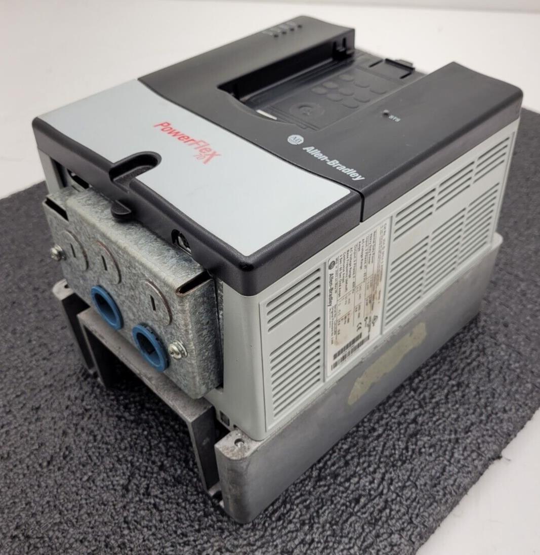 Allen Bradley 20AD5P0A3AYNNRNN /A PowerFlex 70 480V 3HP AC VFD Motor Drive