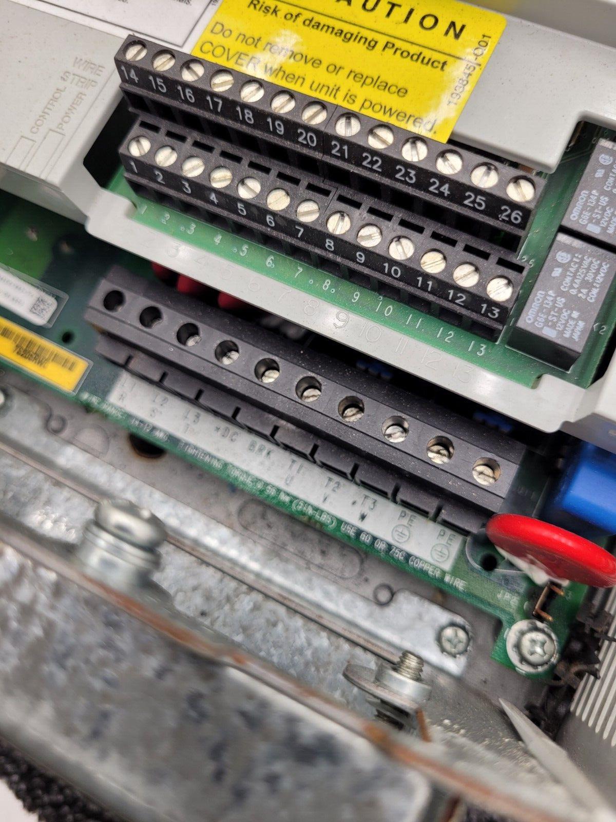 Allen Bradley 20AD5P0A3AYNNRNN /A PowerFlex 70 480V 3HP AC VFD Motor Drive