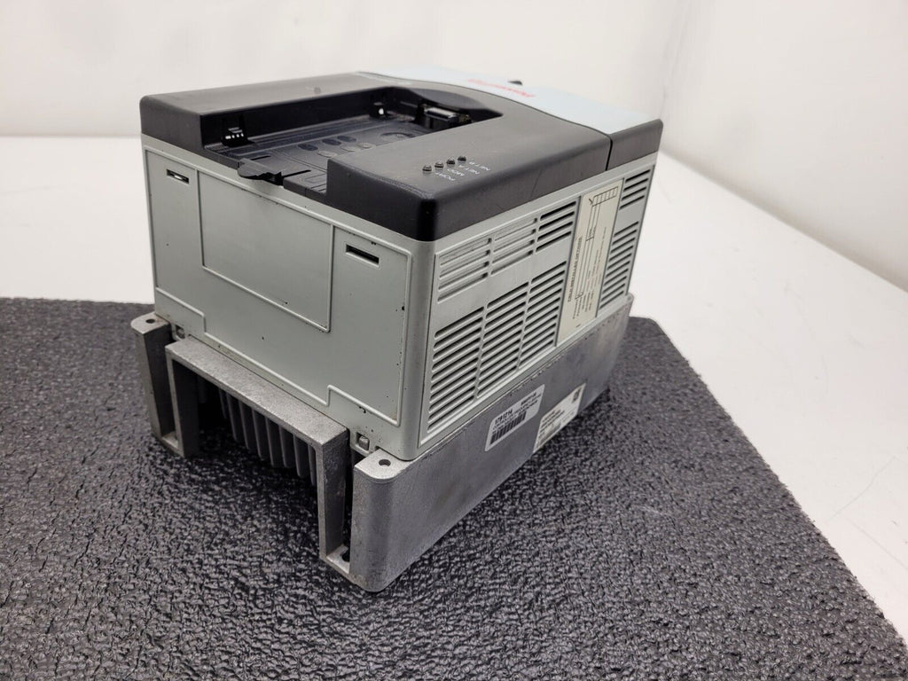 Allen Bradley 20AD5P0A3AYNNRNN /A PowerFlex 70 480V 3HP AC VFD Motor Drive