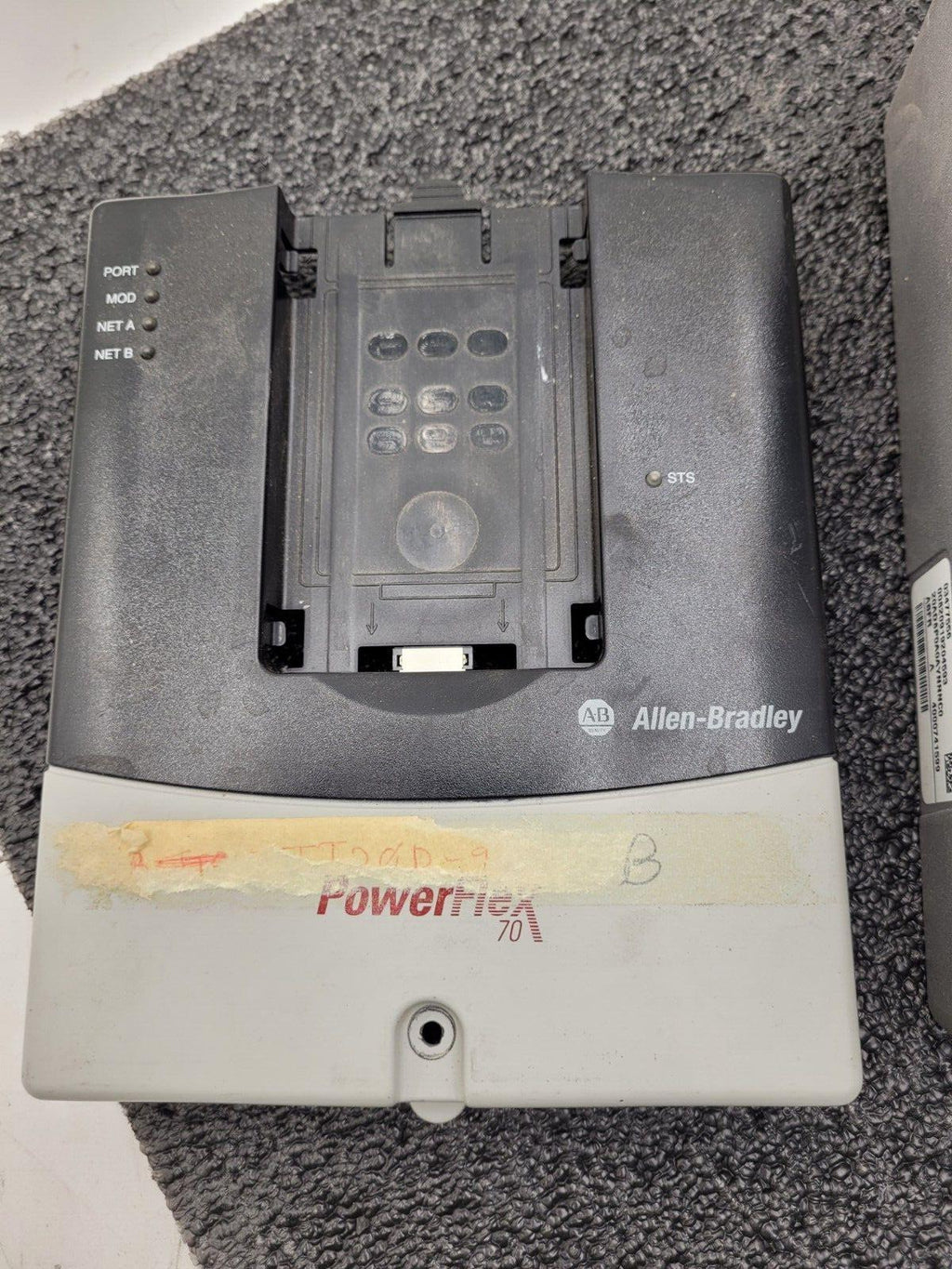 Allen Bradley 20AD8P0A0AYNNNC0 /A PowerFlex 70 480V 5HP AC VFD Motor Drive "B"