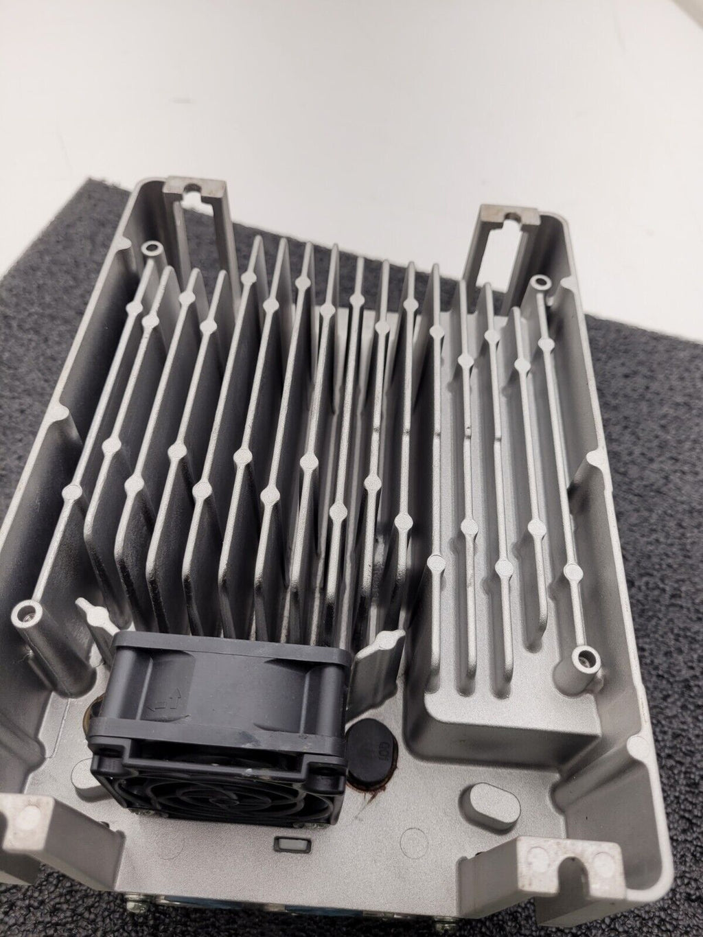 Allen Bradley 20AD8P0A0AYNNNC0 /A PowerFlex 70 480V 5HP AC VFD Motor Drive "B"