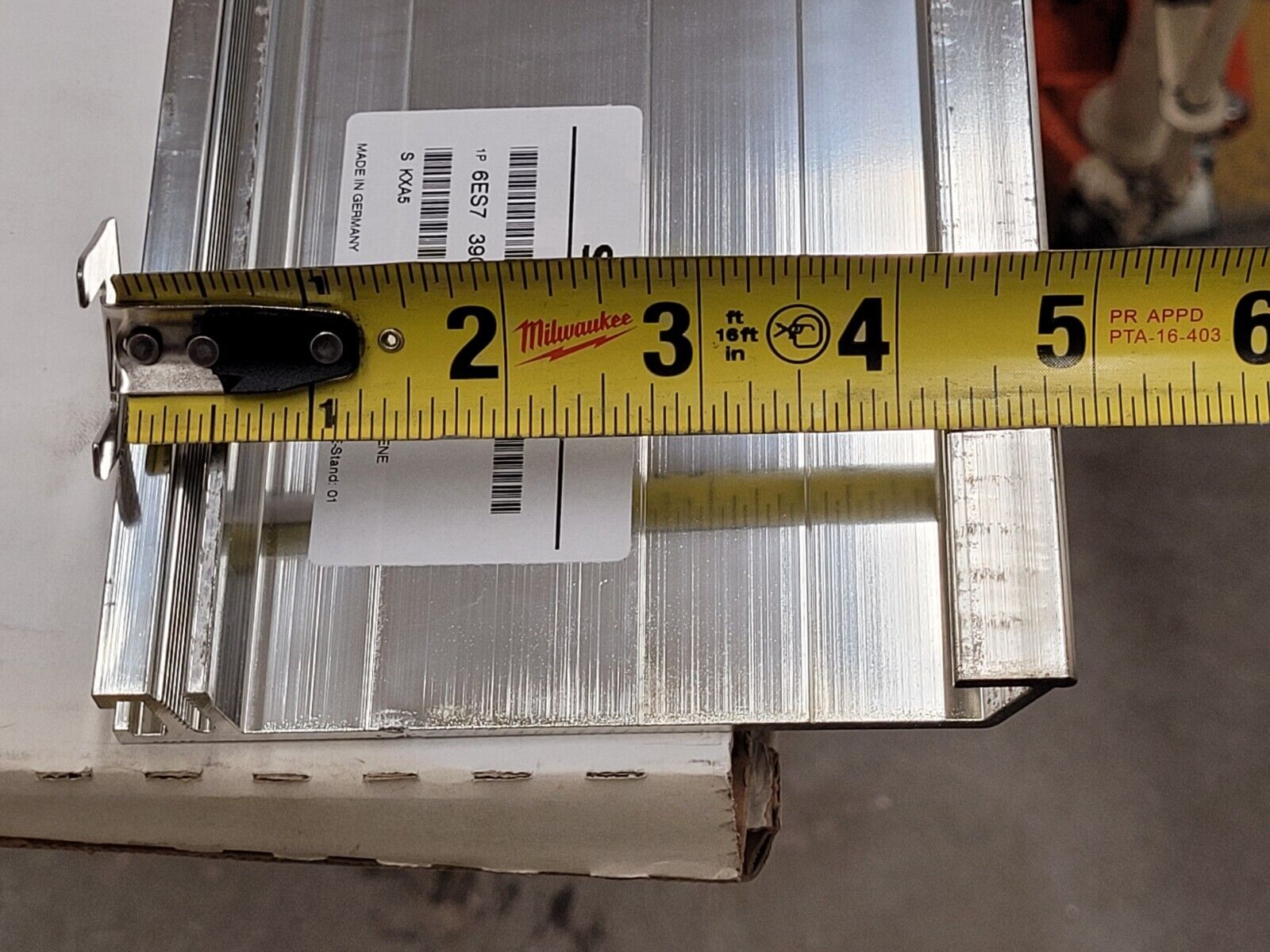 Siemens Simatic S7-300 PLM Mounting Rail Bracket 2000mm 6ES7 390-1BC00-0AA0 NEW