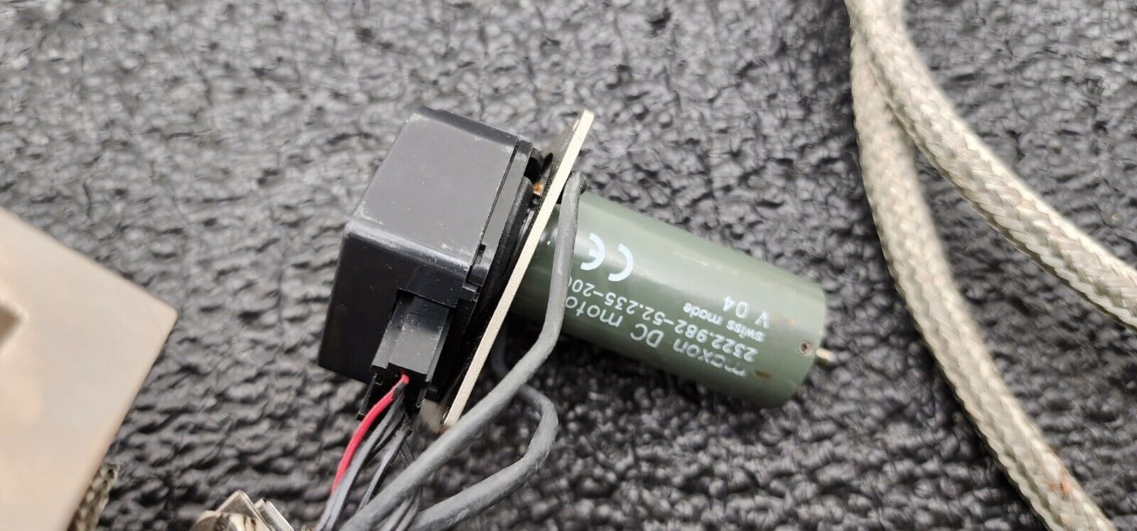 4x Maxon 2322.982-52.235-200 Dc Motor 232298252235200 Agilent HEDS-5540 Encoder