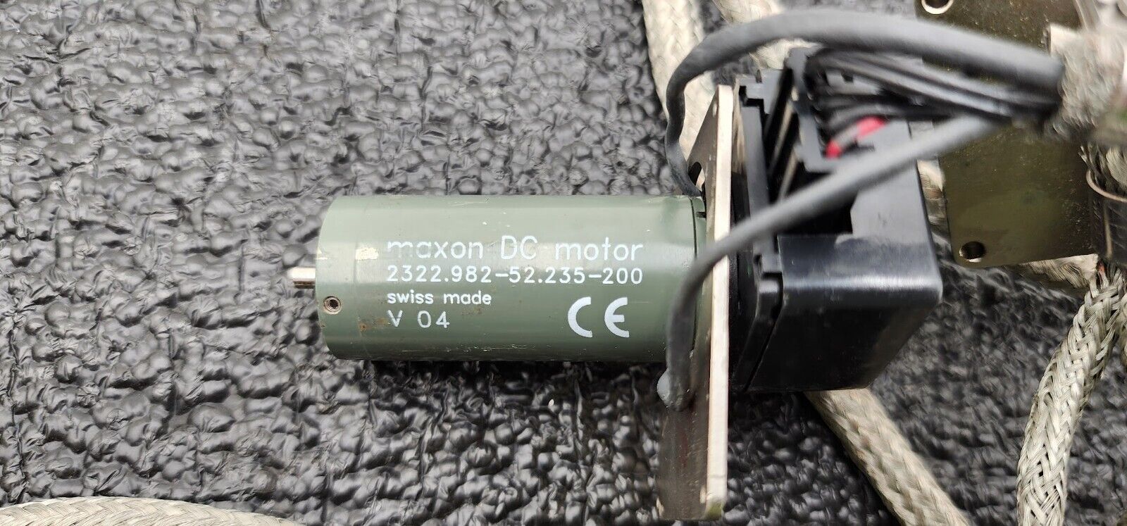 4x Maxon 2322.982-52.235-200 Dc Motor 232298252235200 Agilent HEDS-5540 Encoder