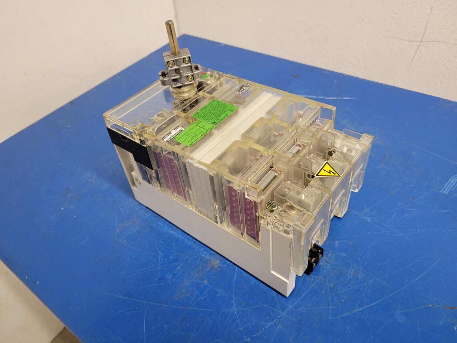 Klockner-Moeller N9-250-CNA 250A 3PH 600V 250A Circuit Breaker Disconnect