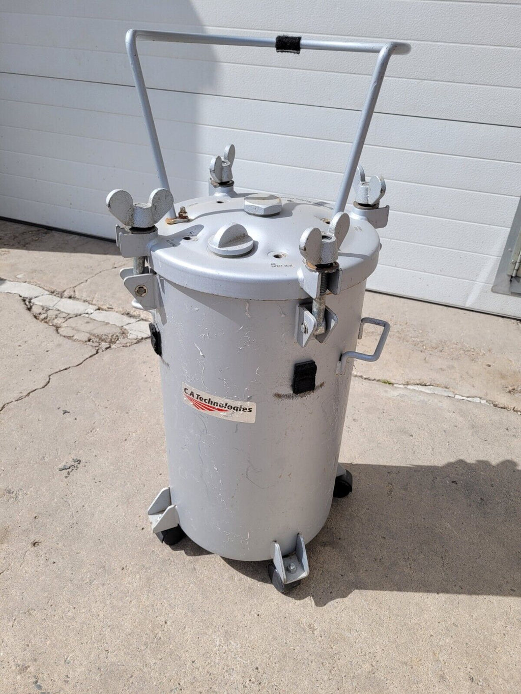 C.A. TECHNOLOGIES Mold Making Paint Pressure Pot Tank 10 Gallon 51500