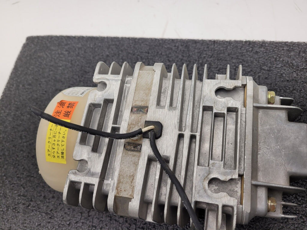 Nitto Kohki Medo Compressor Vacuum Linear (Air) Pump Ac0902-A1031 100V 50/60Hz C