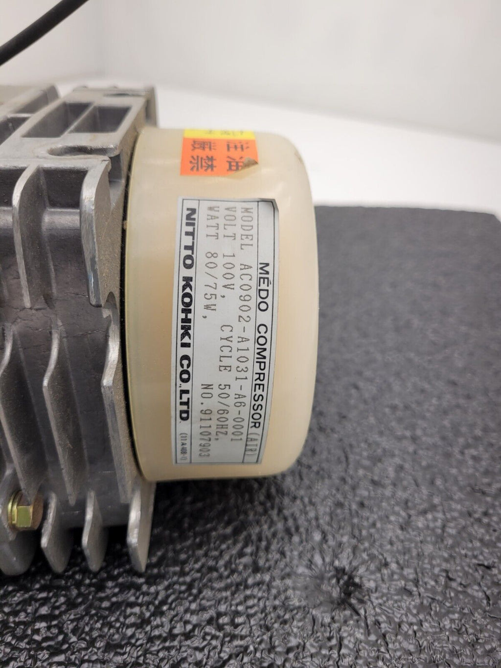 Nitto Kohki Medo Compressor Vacuum Linear (Air) Pump Ac0902-A1031 100V 50/60Hz C
