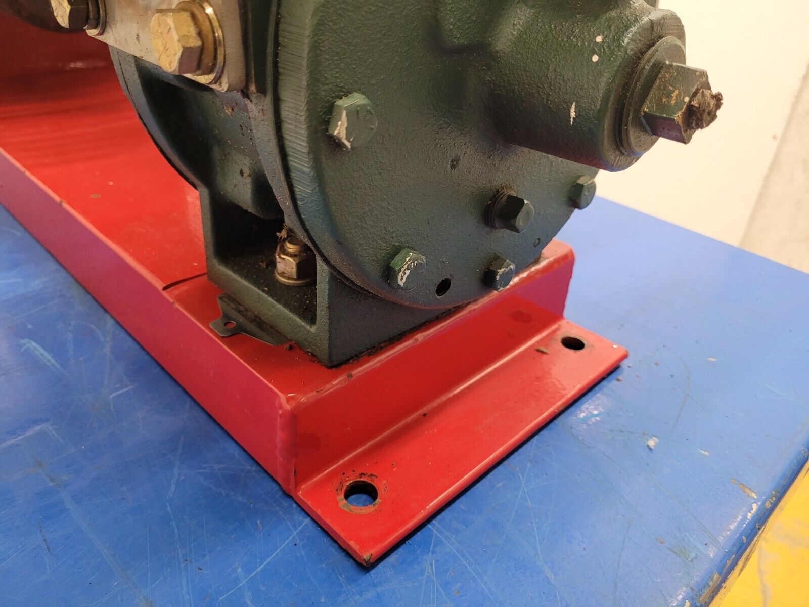 Bowie Industries Series 23 2" Pump 30928 Hydraulic Parker Motor Rubber Pump Gear