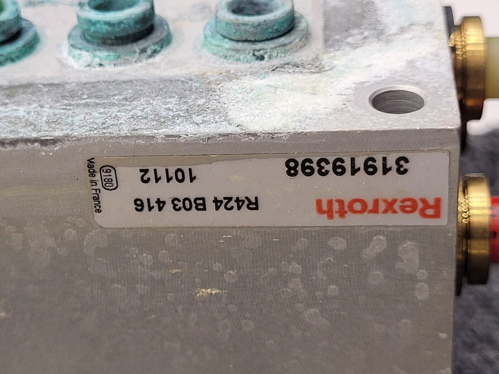 BOSCH Rexroth R424B03415 Pnuematic Solenoid 8x Valve Block Stack Unit B