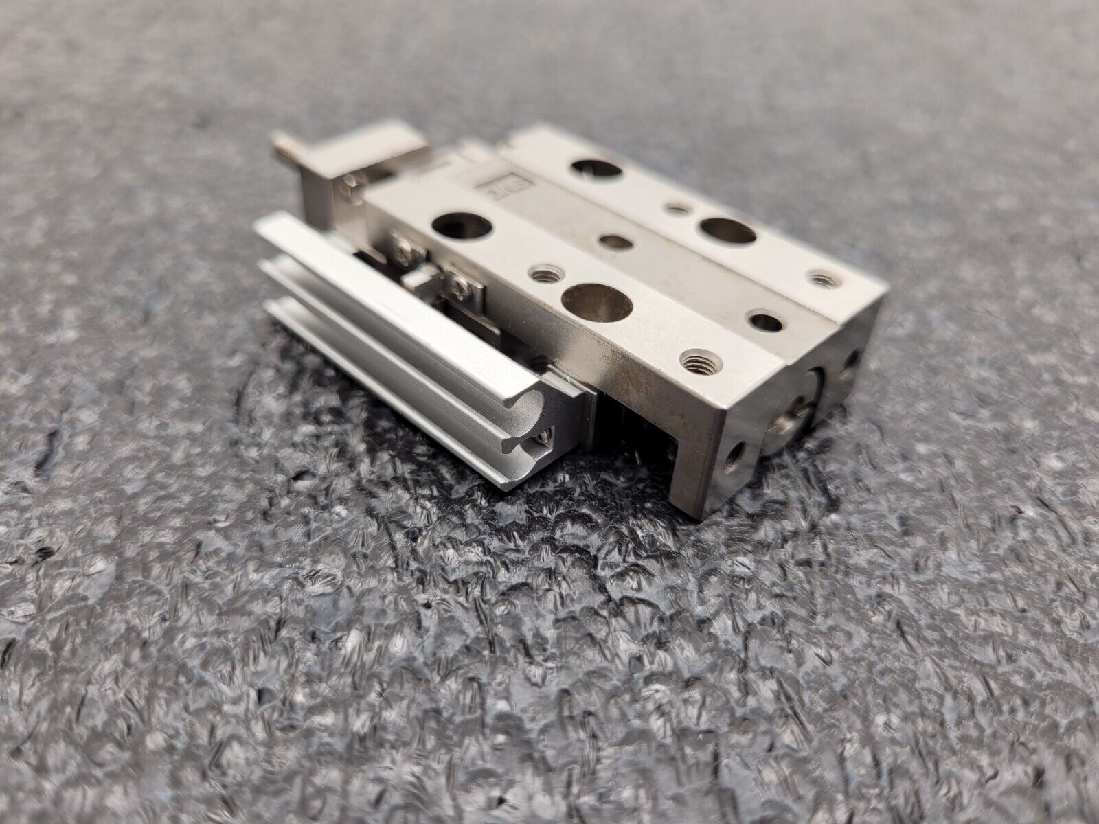SMC 11-MXJ8L-5CT Slide Table Clean Room MXS/MXJ Guided Cylinder