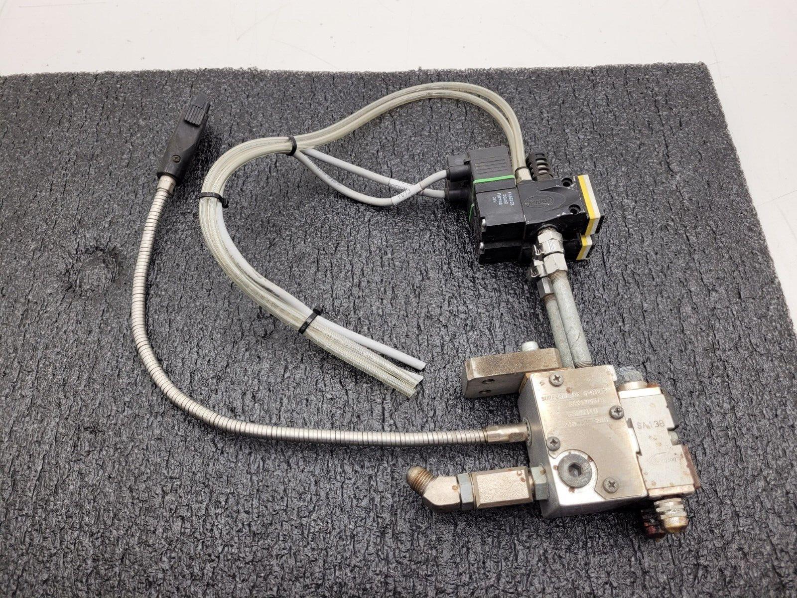 Dual Head Nordson Surebead S-012 T Hot Melt Adhesive Dispensing Glue Gun 8525140