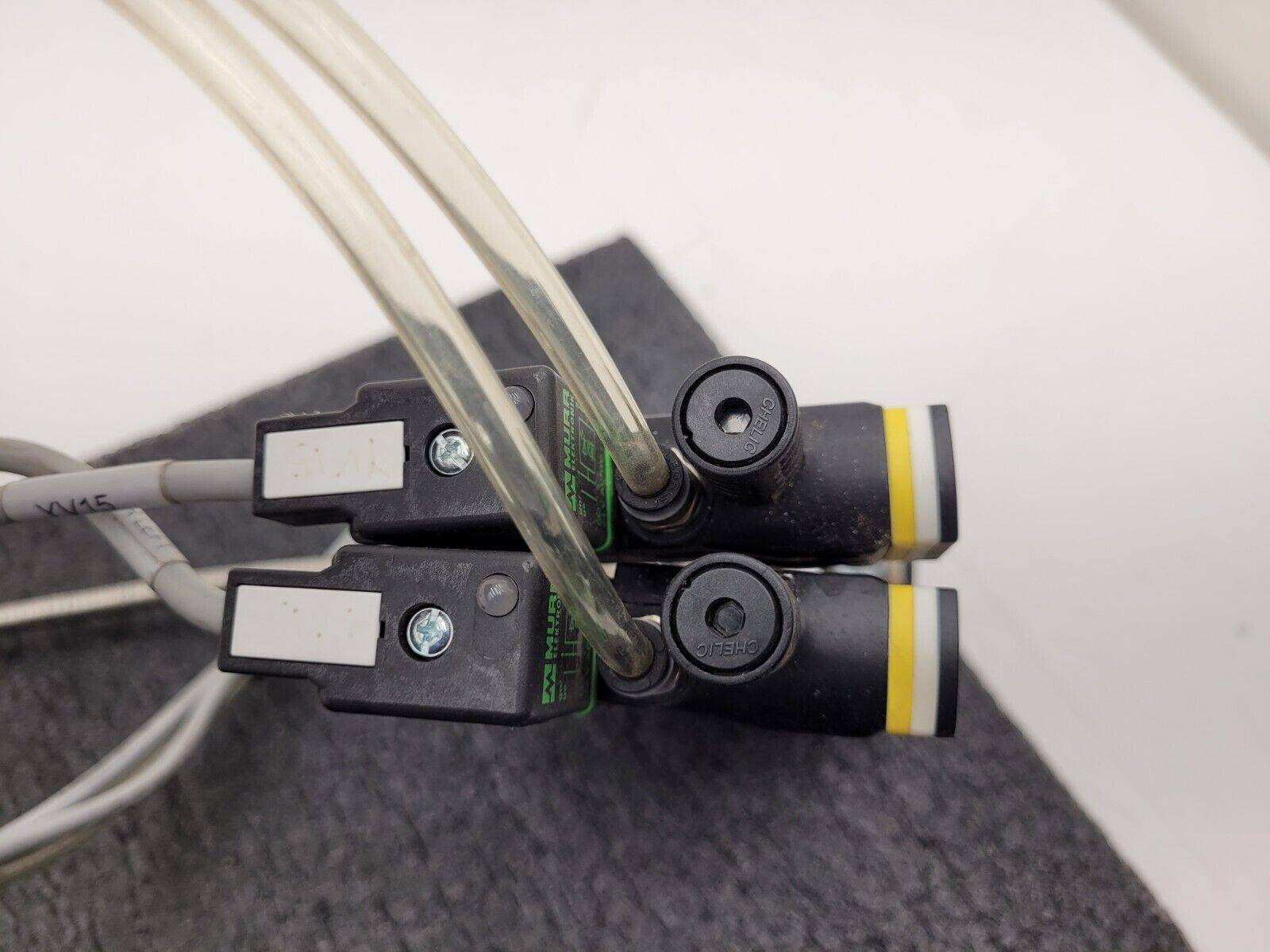 Dual Head Nordson Surebead S-012 T Hot Melt Adhesive Dispensing Glue Gun 8525140