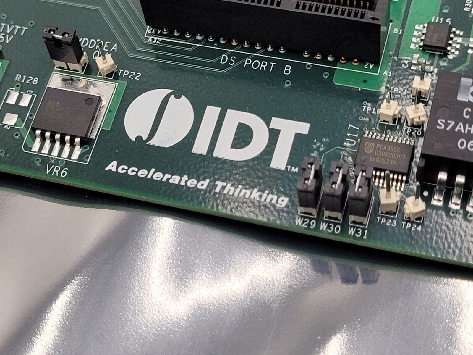 Renesas IDT 89EBPES12N3 Evaluation Board 18-597-001