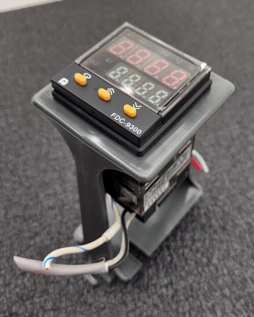 Future Design Controls CD9300ZA FDC-9300