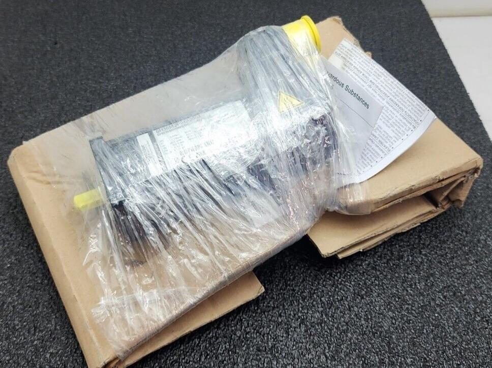 New Schneider Electric SH30552P01A2000 AC Servo Motor 8000rpm