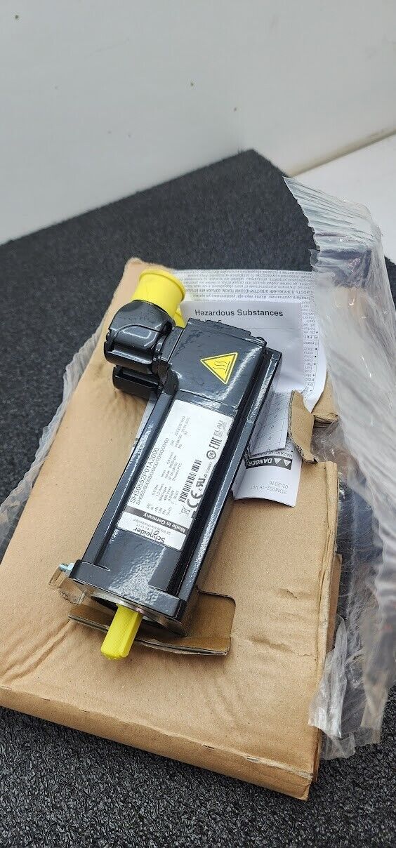 New Schneider Electric SH30552P01A2000 AC Servo Motor 8000rpm