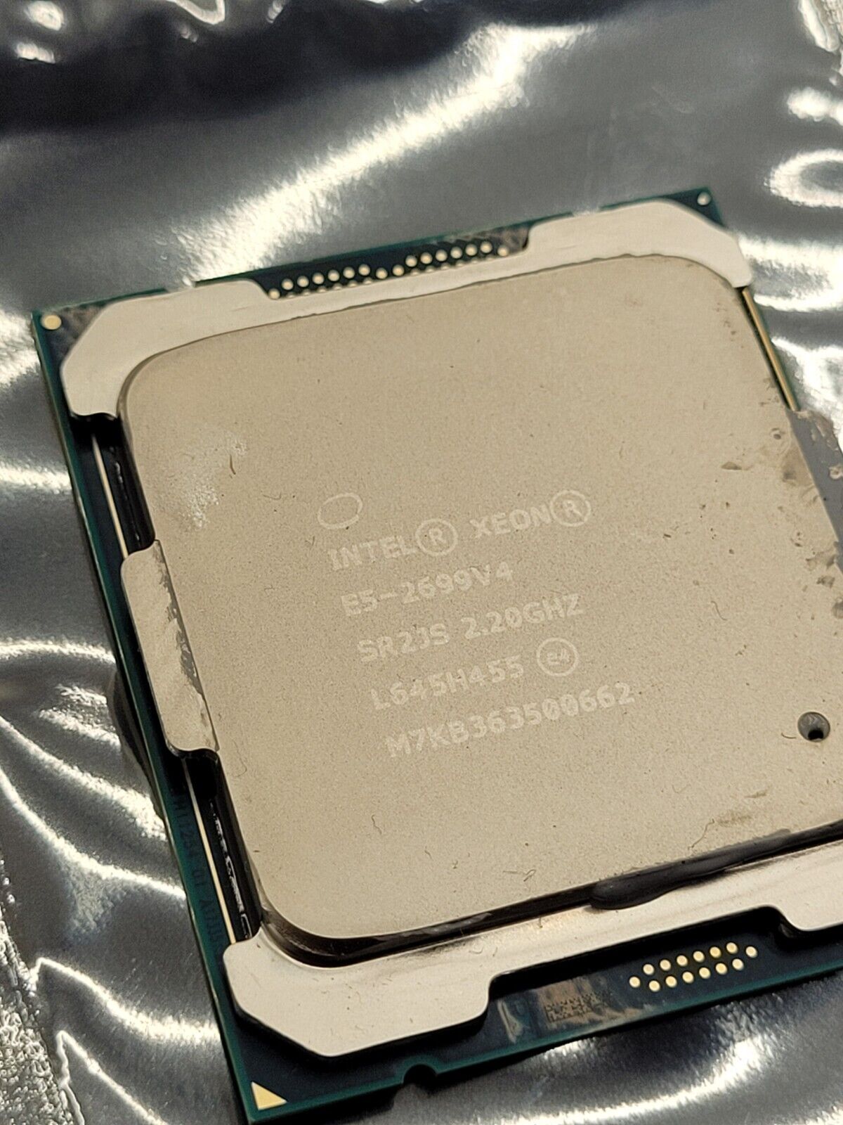 INTEL XEON E5-2699V4 2.2 GHz 22-CORE SR2JS