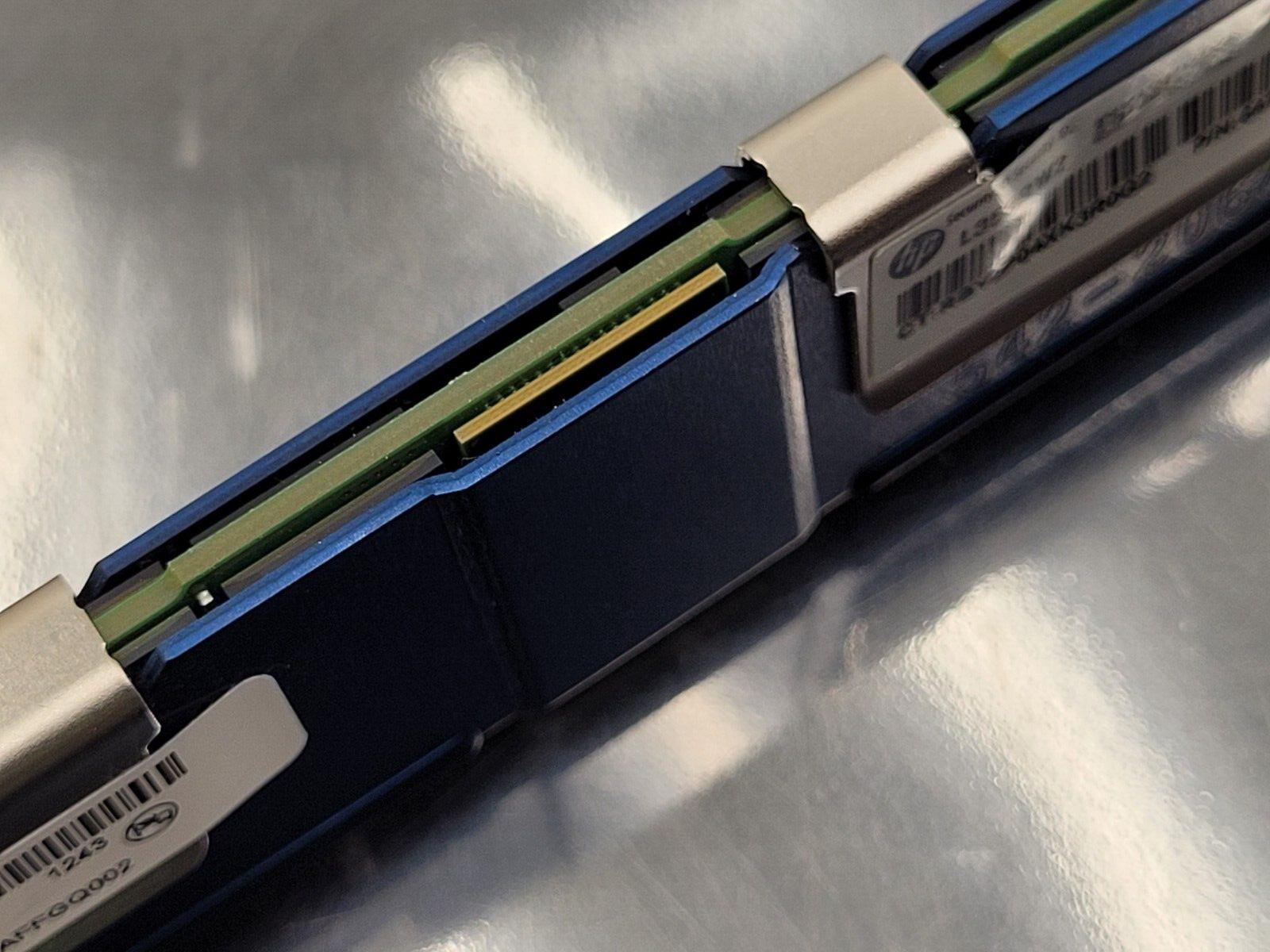 647654-081 GENUINE HP 32GB 4RX4 PC3L-10600L MEMORY FOR G8 647903-B21 Micron ECC